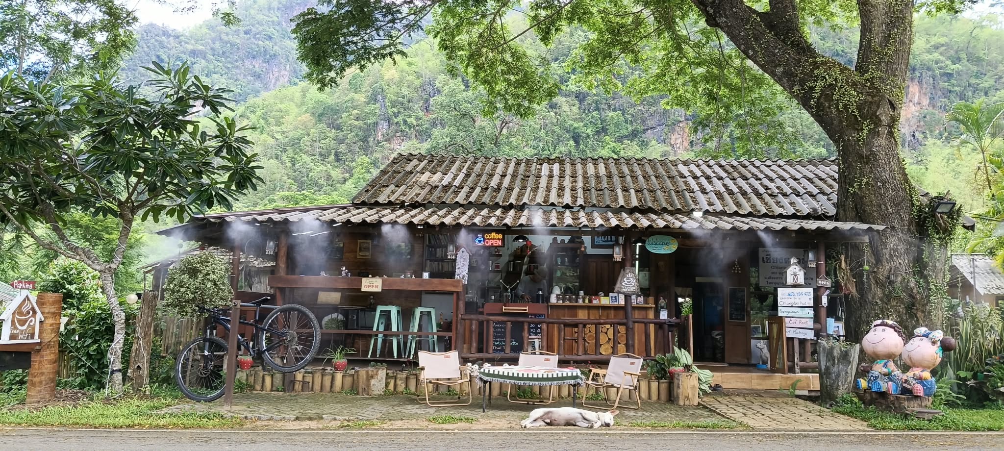 Hut Cafe’ – More Than Just a Coffee Stop in Chiang Dao